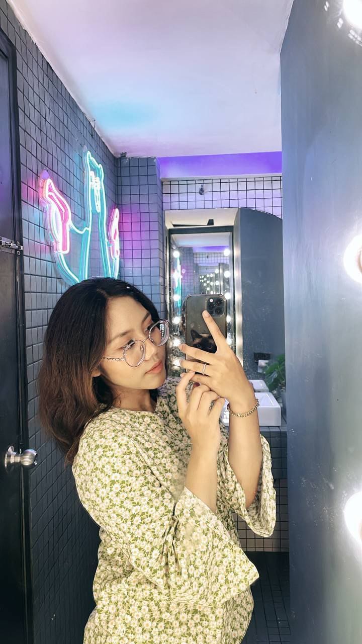 1 6